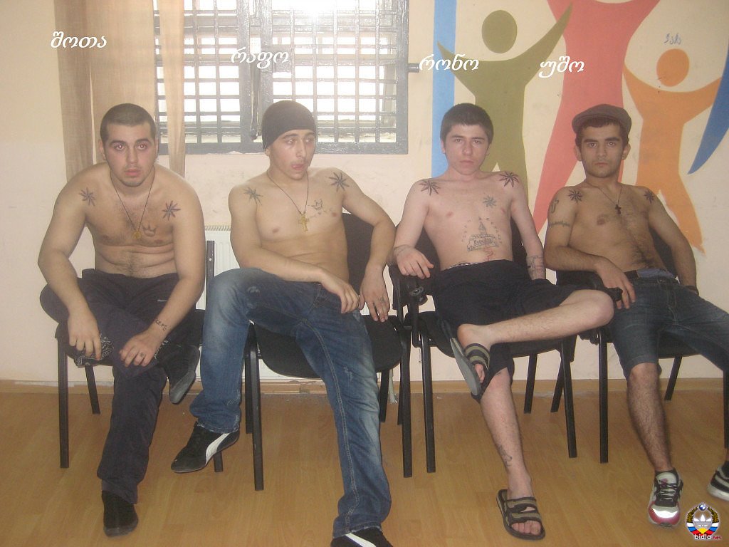 Русские гей зеки порно фото и секс гиф бесплатно